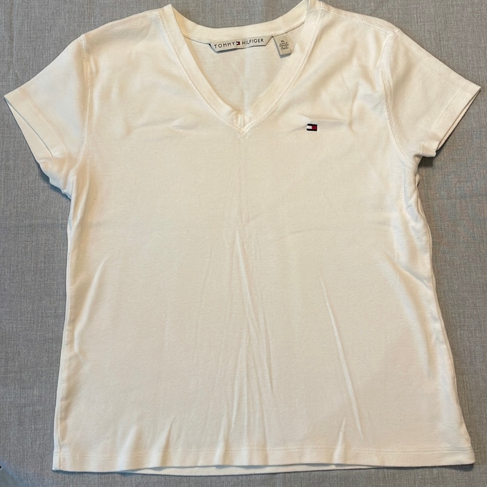 Tommy Hilfiger T-Shirt -Size L